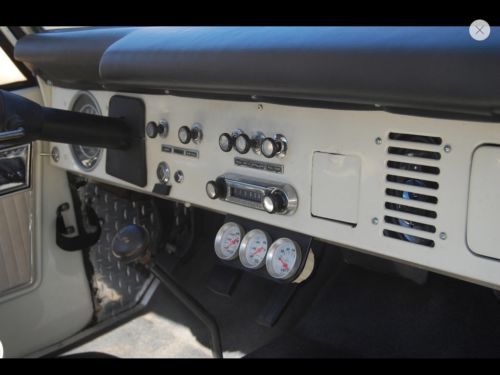 Ford Bronco Half Cab with manual 3 speed rebuilt 302 Jasper engine 4 x 4, image 6