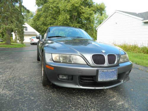 2001 bmw z3 3.0i convertible 2-door 3.0l