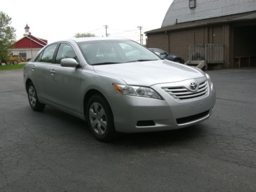 2009 toyota camry le sedan 4-door 2.4l