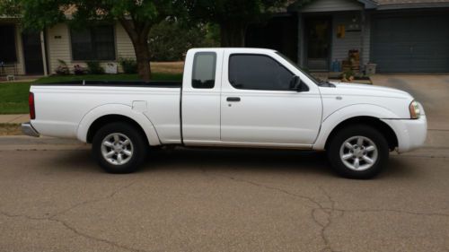 2002 nissan frontier xe extended cab pickup 2-door 2.4l