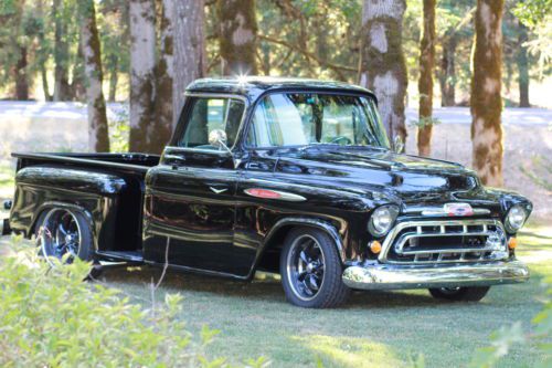 1957 chevy custom pickup