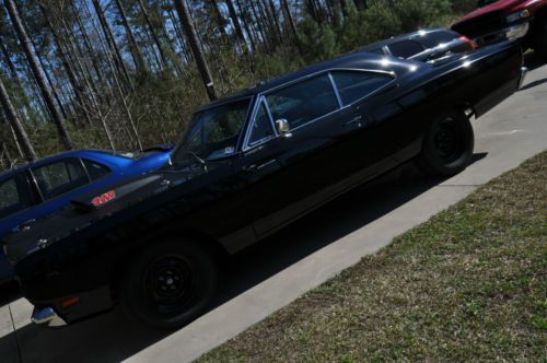 1969 plymouth road runner 440-6 auto