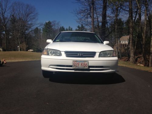 2001 toyota camry ce sedan 4-door 2.2l