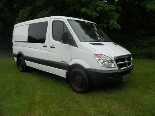 2007 dodge sprinter 144&#039;&#039; mercedes benz turbo deisel!! all power options!!