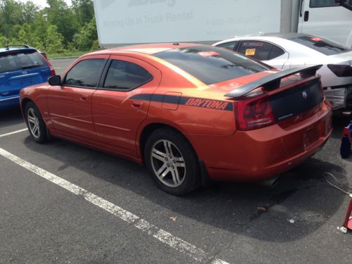 Daytona r/t go man-go! edition only 72,000 mi, navigation, sunroof, hemi  20pics