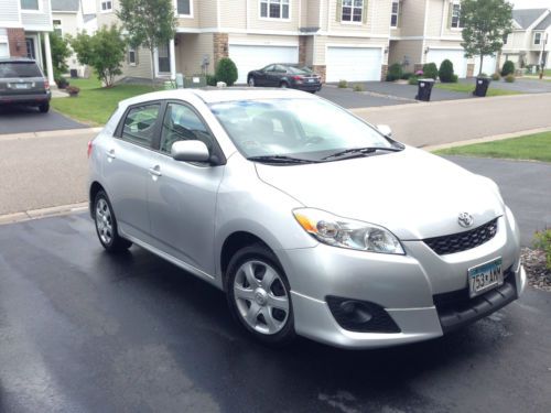 2009 toyota matrix s wagon 4-door 2.4l