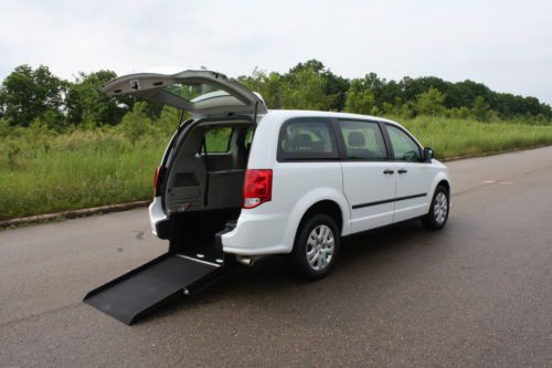 2014 dodge grand caravan rear entry access wheelchair accessible handicap van