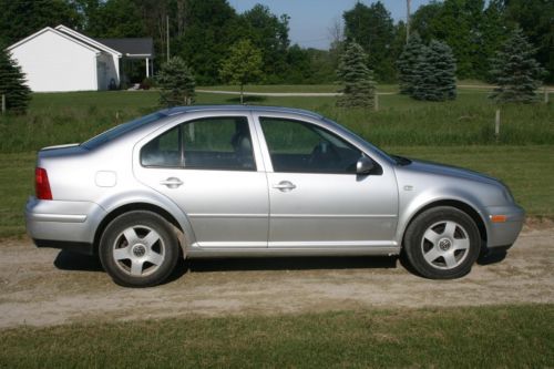 2000 volkswagen jetta gls sedan 4-door 2.0l manual transmission