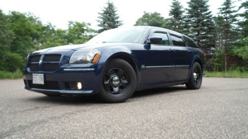 2005 dodge magnum r/t wagon 4-door 5.7l hemi no reserve