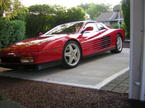 Immaculate 1,702 mile 1989 ferrari testarossa