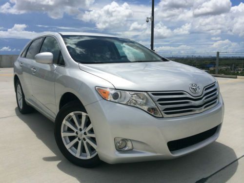 2009 toyota venza base 4-door 2.7l, clean carfax! 1 florida owner! economic!