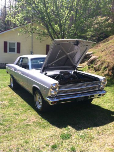 1966 Ford Fairlane, image 2