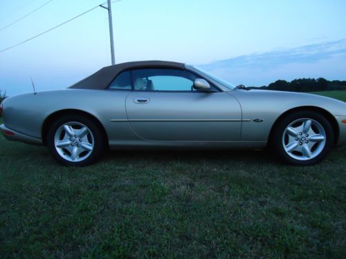 1999 Jaguar XK8 Base Convertible 2-Door 4.0L, image 5