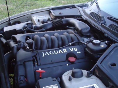 1999 Jaguar XK8 Base Convertible 2-Door 4.0L, image 9