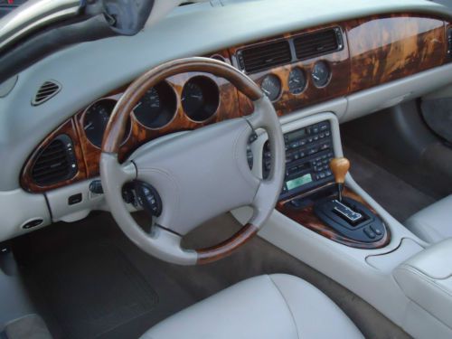 1999 Jaguar XK8 Base Convertible 2-Door 4.0L, image 11