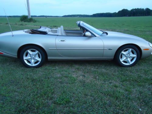 1999 Jaguar XK8 Base Convertible 2-Door 4.0L, image 17