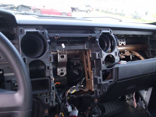 wrecked ,damaged, repairable, good title,fixer upper,salvage, US $3,399.00, image 12