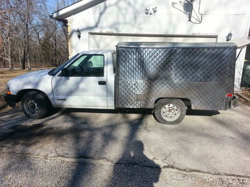 2001 chevrolet s10 catering wagon *no reserve*