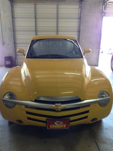 2004 slingshot yellow!  buy-it-now or best offer!