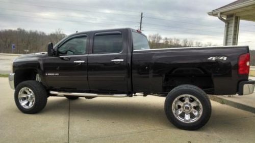 2008 chrevy duramax 8&#034; lift kit excellent condition