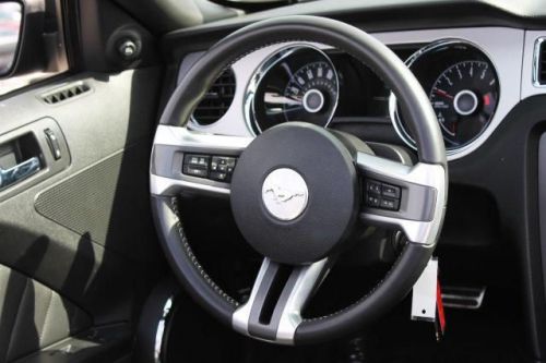 2014 ford mustang v6 premium