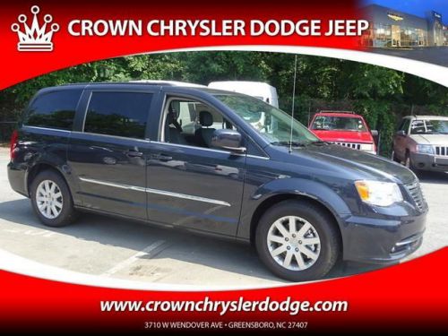2014 chrysler town & country touring