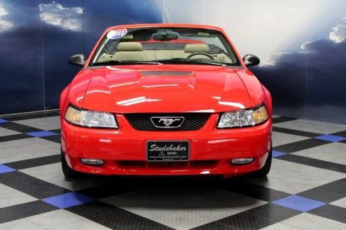 2000 ford mustang gt