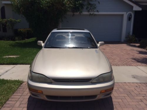 1995 toyota camry le sedan 4-door 2.2l
