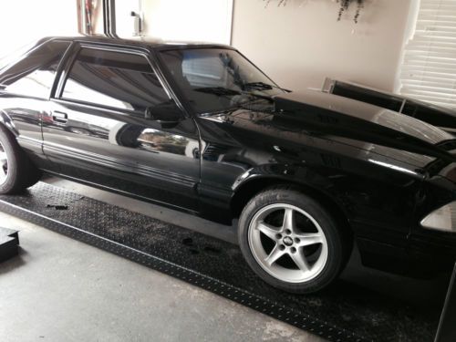 1991 ford mustang lx hatchback 2-door 5.0l