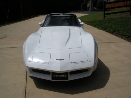 1980 corvette w/ t tops