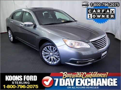 One-owner~non-smoker~leather~moonroof~navigation~u-connect~super deal!
