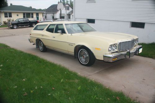 1976 ford gran torino base wagon 4-door 5.8l