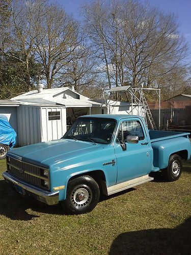 1981 chevy shortbed pickup/stepside