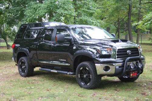 2008 toyota tundra trd/sr5,lifted,leather,slider,gps,cap,warranty 33&#034; tires 61k!