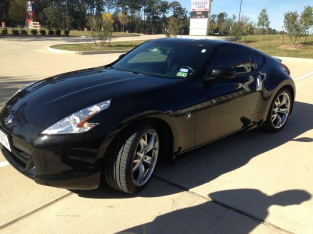Nissan 370z touring, sport package with nav