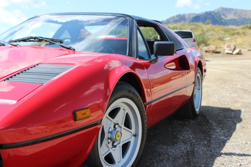 1983 ferrari 308 gts qv