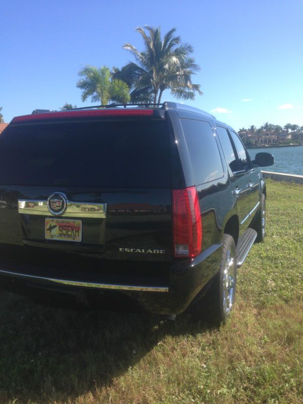 2011 cadillac escalade