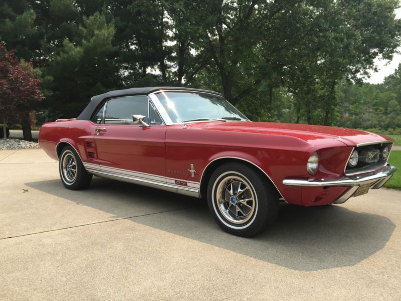 1967 ford mustang