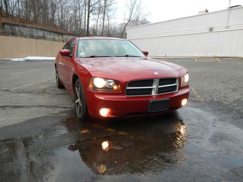 2006 dodge charger hemi r/t sedan 4-door 5.7l, immaculate cond. with no reserve!