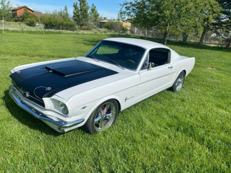 1965 ford mustang