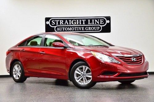 2011 hyundai sonata auto navigation low miles  1 owner