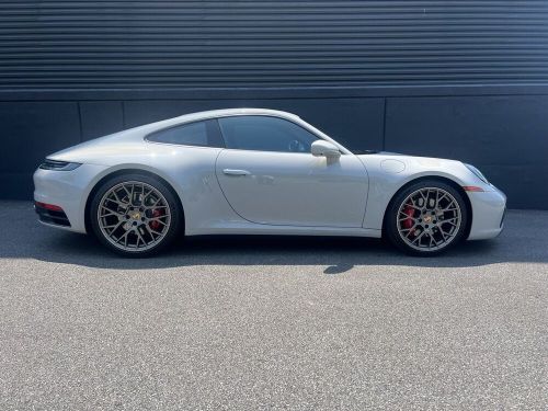 2023 porsche 911 carrera s