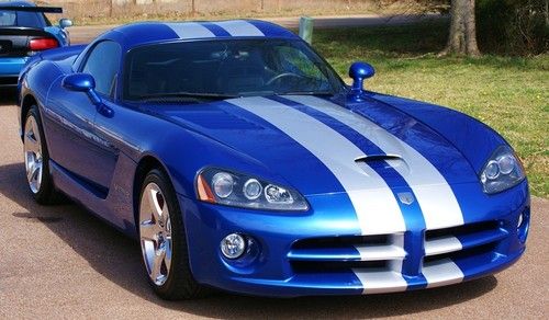 2006 dodge viper coupe $1 no reserve!! only 14k miles super clean !!gts blue!!!