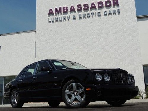 Garage kept 1 owner arange t black on tan only 14k miles huge options mulliner p