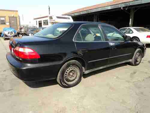 1998 Honda Accord, NO RESERVE, image 3