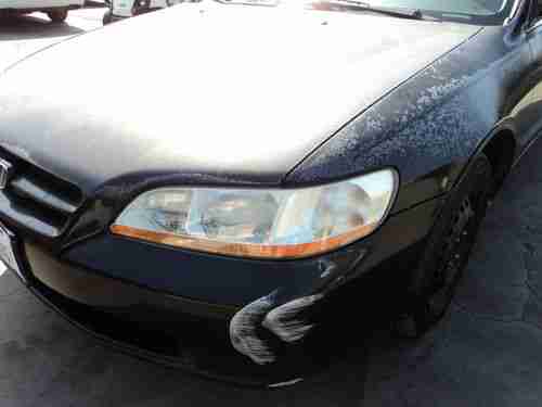 1998 Honda Accord, NO RESERVE, image 8