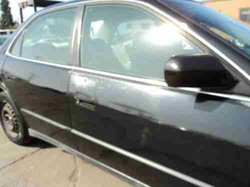 1998 Honda Accord, NO RESERVE, image 10