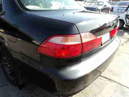 1998 Honda Accord, NO RESERVE, image 12