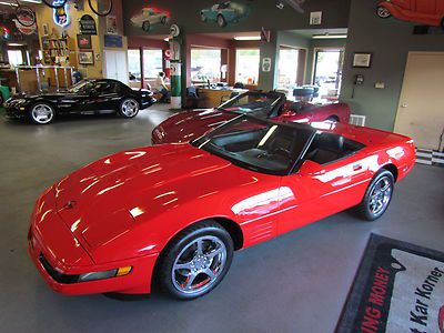 1993 chevrolet corvette convertible 40,774 actual miles, both tops, gorgeous!