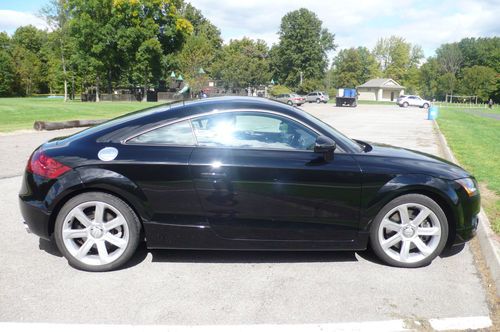 2009 audi tt  coupe 2-door 3.2 quattro s tronic prestige model